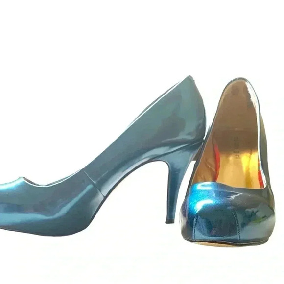 Madden  Girl Shiny Turquoise Patent Leather Heels w Hidden Platform Size 9.5 W - Picture 3 of 7
